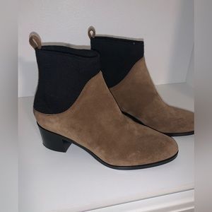 VIA SPIGA Heeled Suede Ankle Boots Women’s Size 8 US / EUR 38